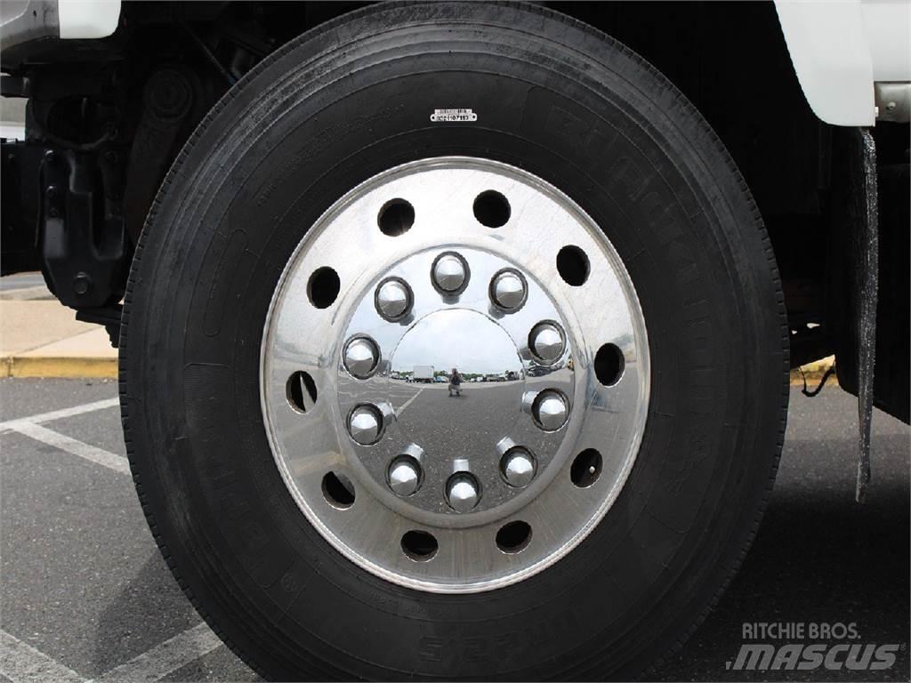GMC 7500 自卸式货车