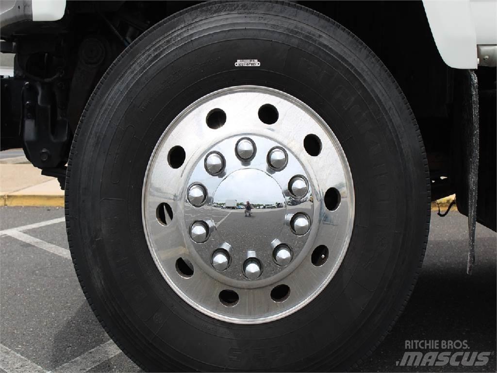 GMC 7500 碎木车