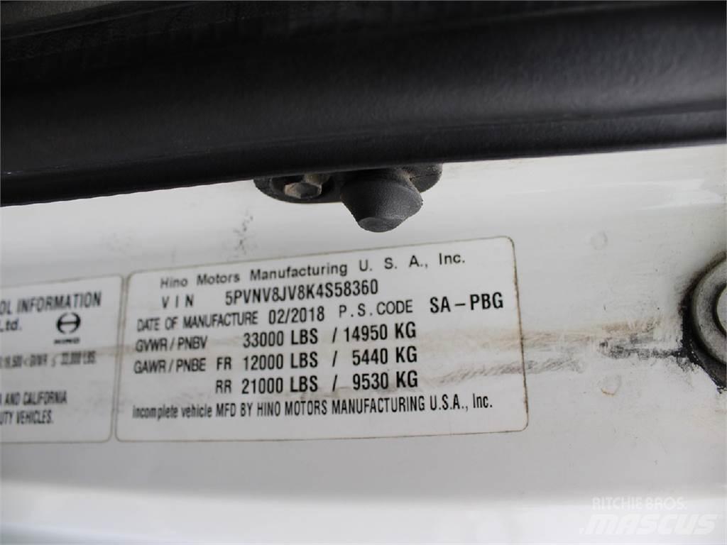 Hino 338 平板栏板货车