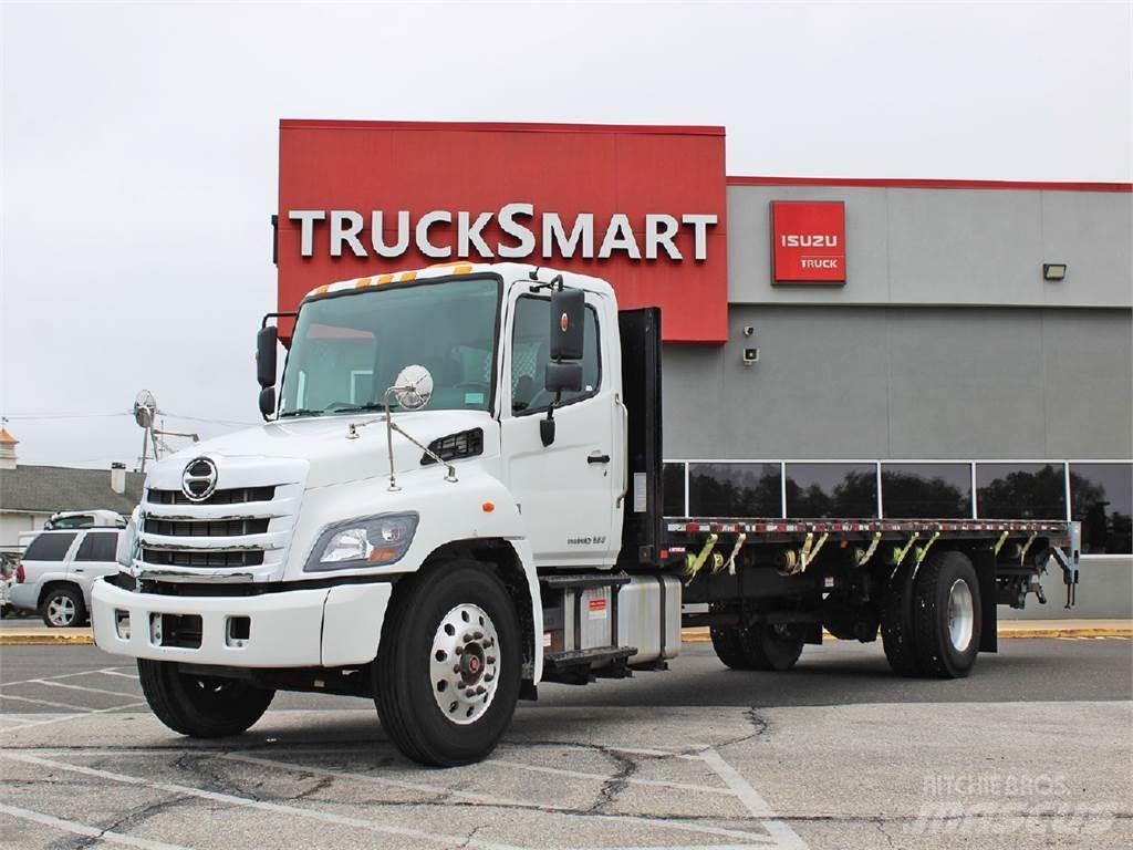 Hino 338 平板栏板货车