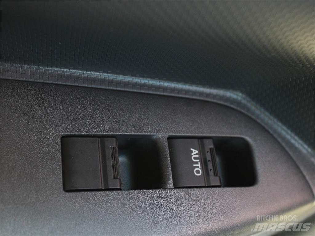 Isuzu FTR 工程吊钩车