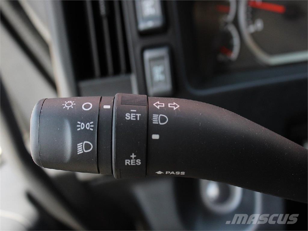 Isuzu FVR 集装箱叉车