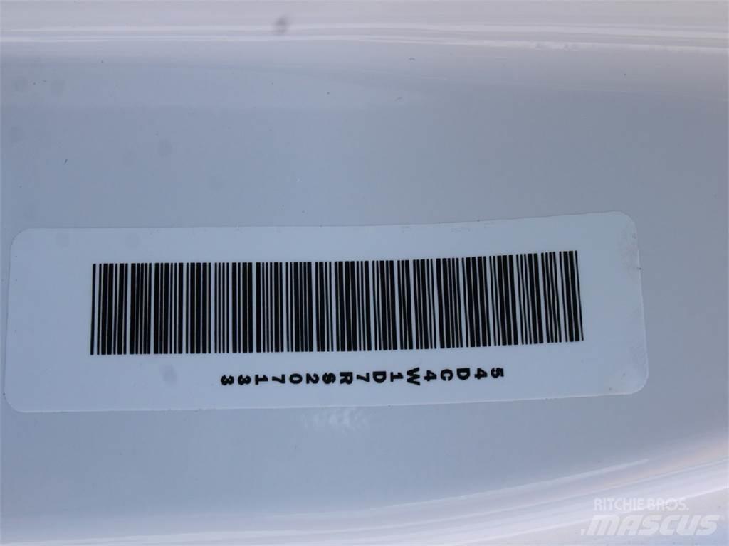 Isuzu NPR-HD 集装箱叉车