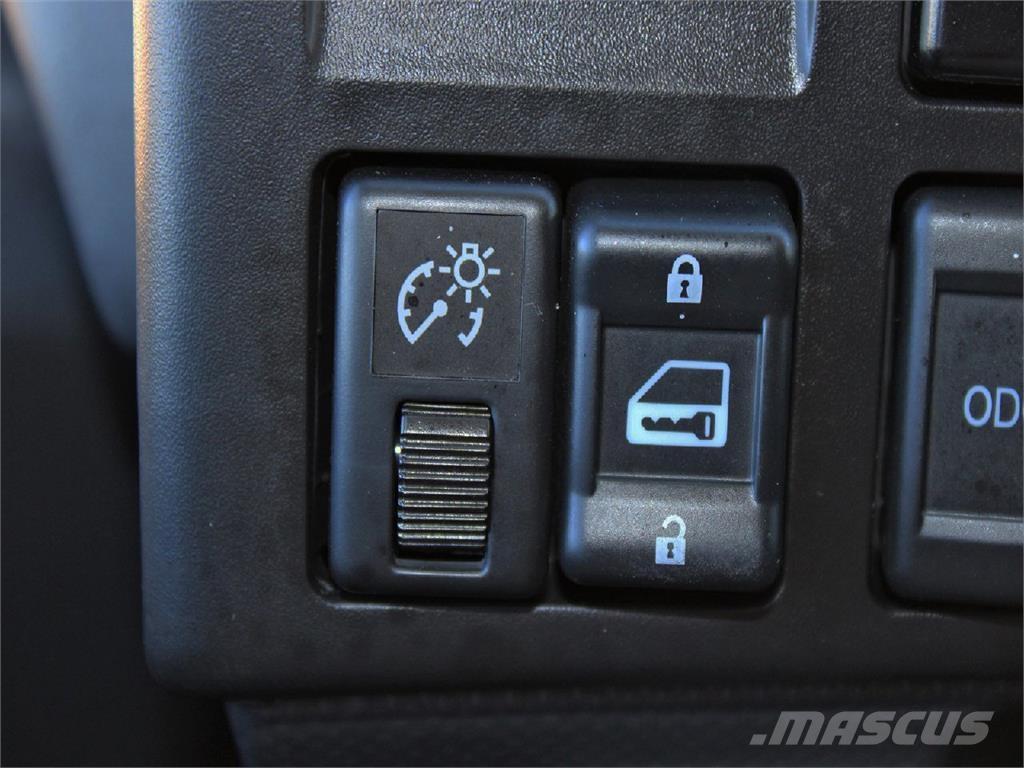 Isuzu NPR-HD 自卸式货车