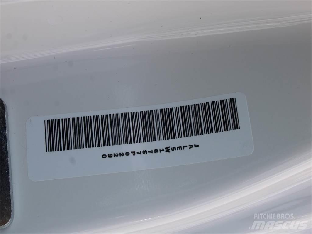 Isuzu NRR 集装箱叉车