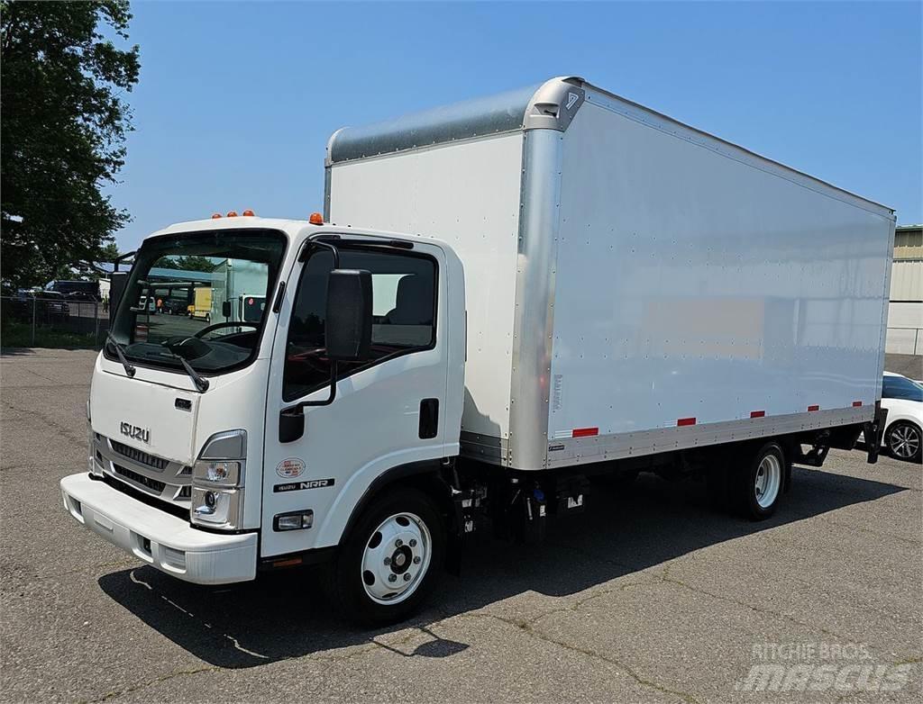 Isuzu NRR 厢式货车