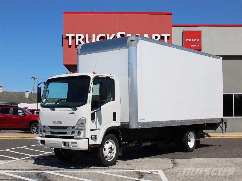 Isuzu NRR 厢式货车
