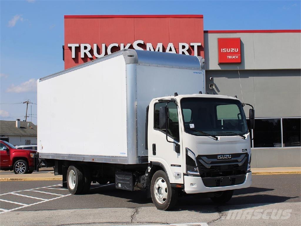 Isuzu NRR 厢式货车