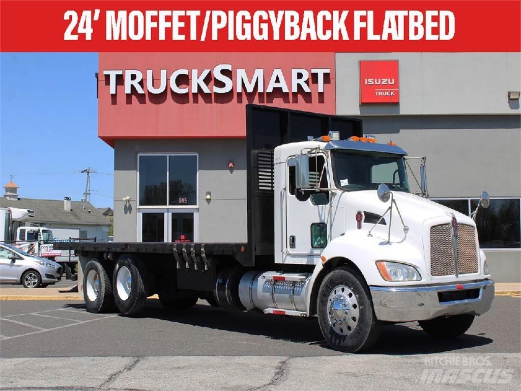 Kenworth T370 平板栏板货车