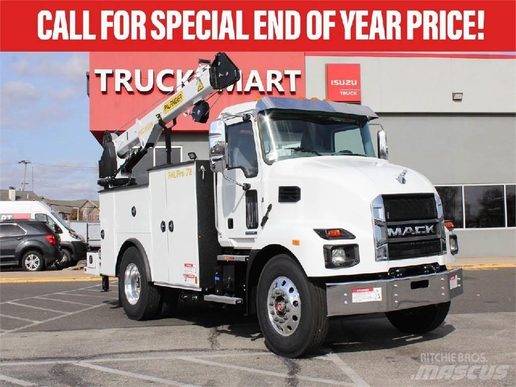 Mack MD6 救援车