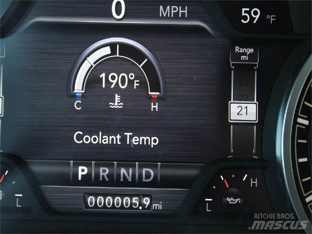 RAM 5500 平板栏板货车