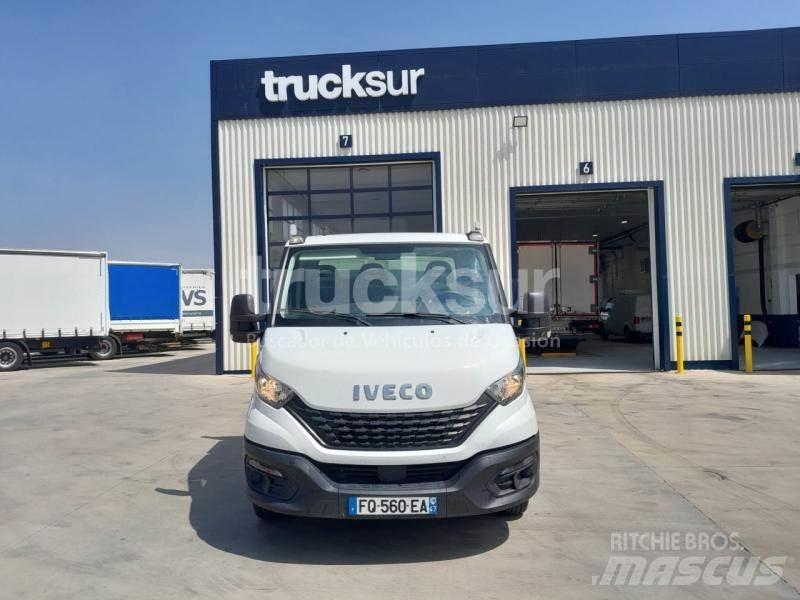 Iveco 35C14 皮卡车