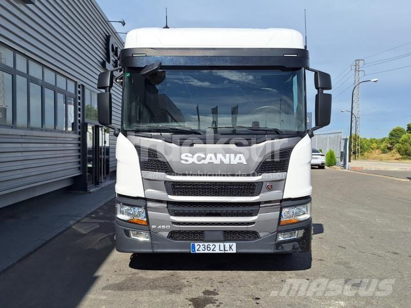 Scania P450 牵引车