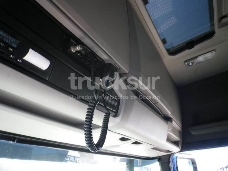 Scania R450 牵引车