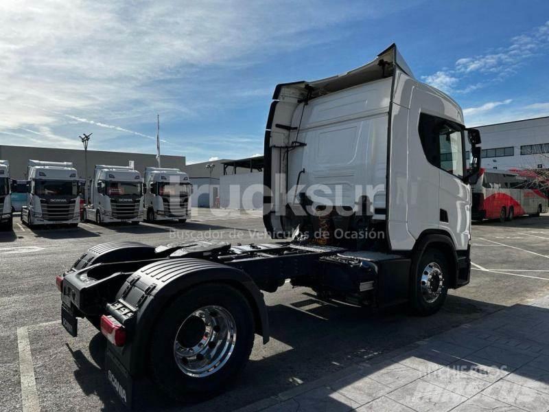 Scania R450 牵引车