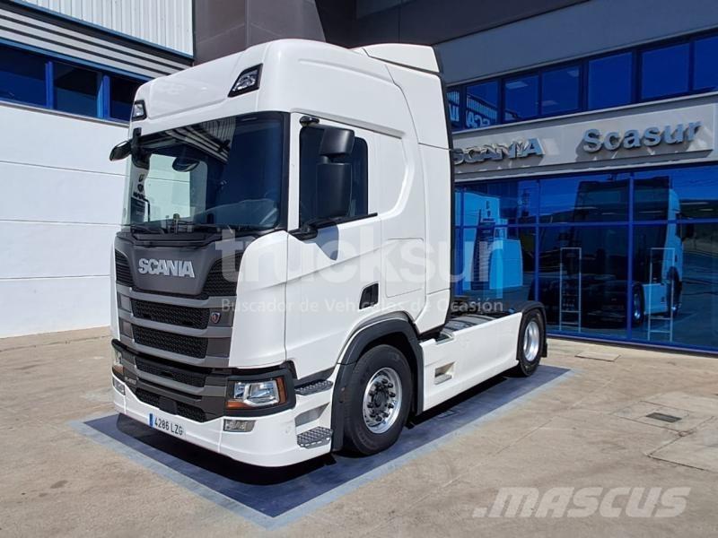Scania R450 牵引车