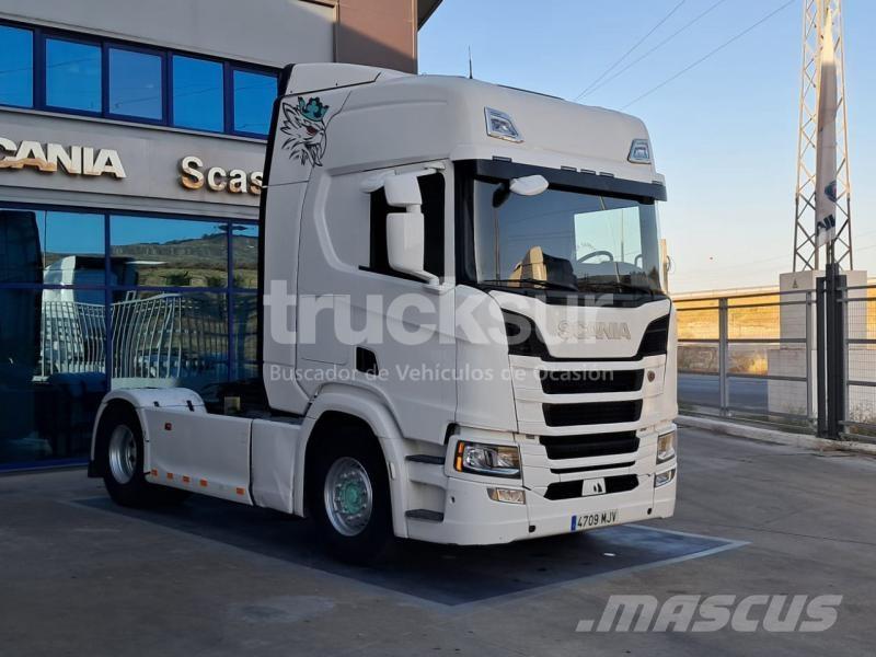 Scania R450 牵引车
