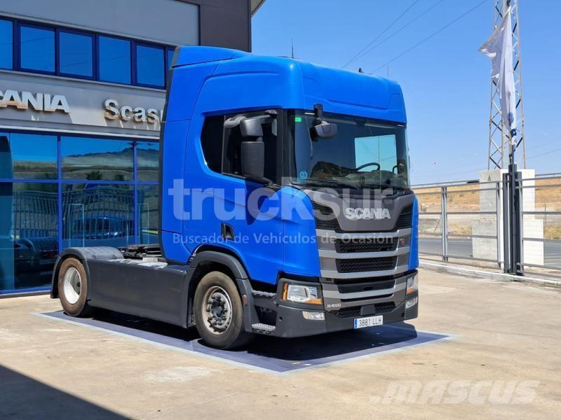 Scania R450 牵引车