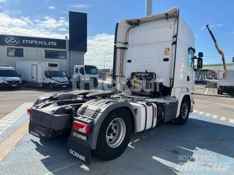 Scania R520 牵引车