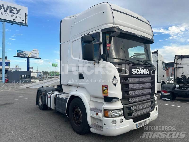 Scania R520 牵引车