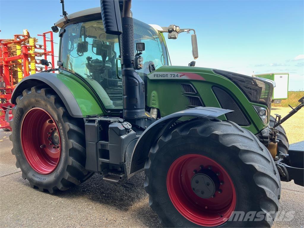 Fendt 724 拖拉机/农用车