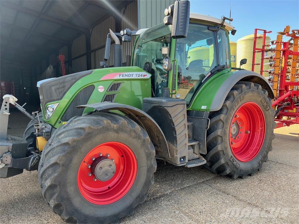 Fendt 724 拖拉机/农用车