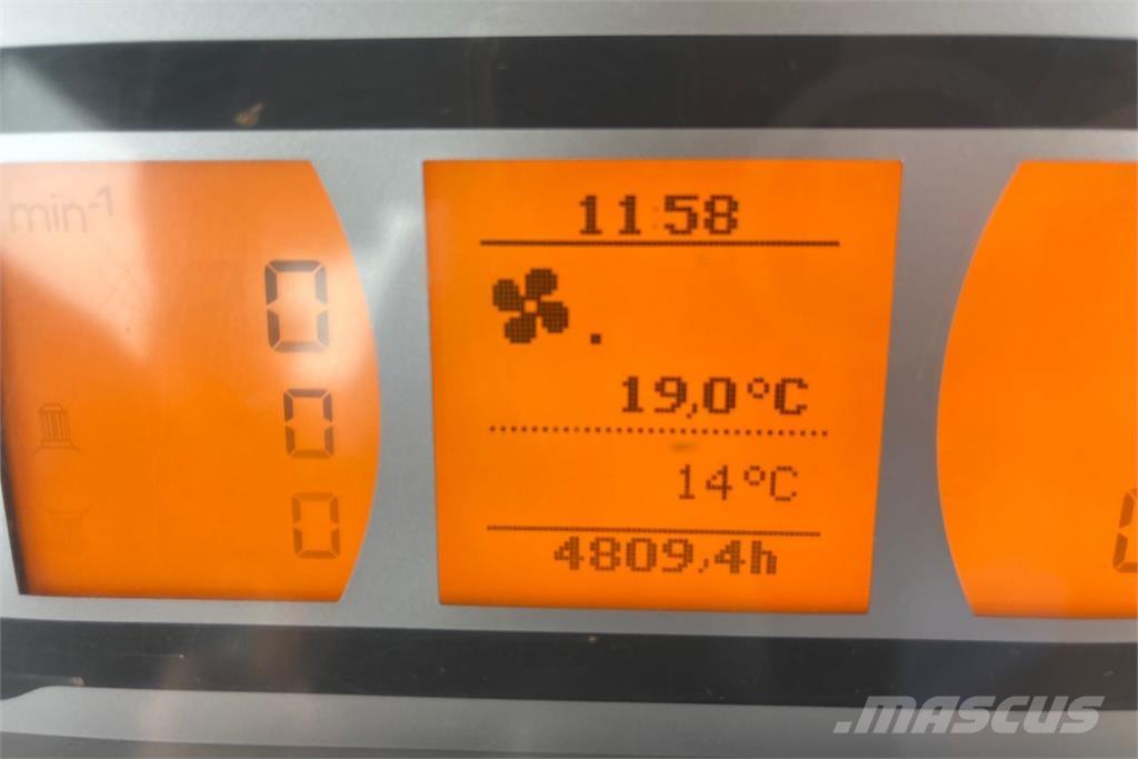 Fendt 824 拖拉机/农用车