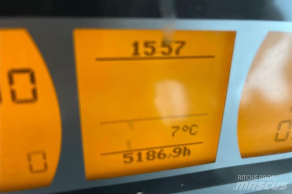 Fendt 828 VARIO S4 拖拉机/农用车
