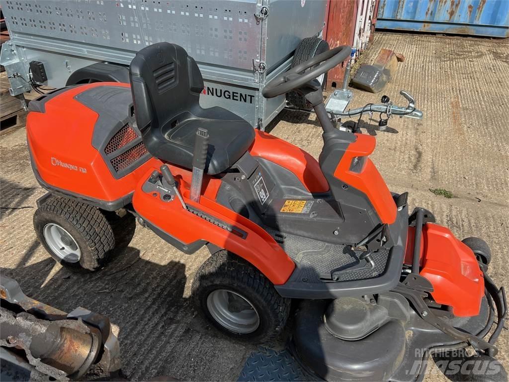 Husqvarna R216 割草机