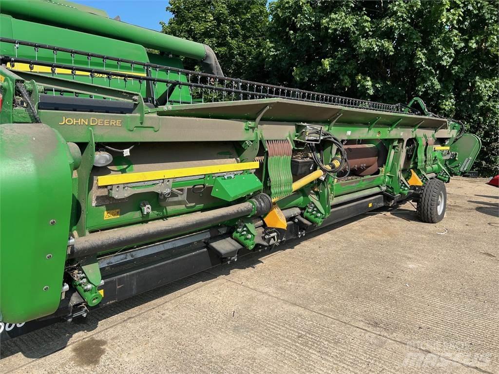 John Deere T670I 联合收割机