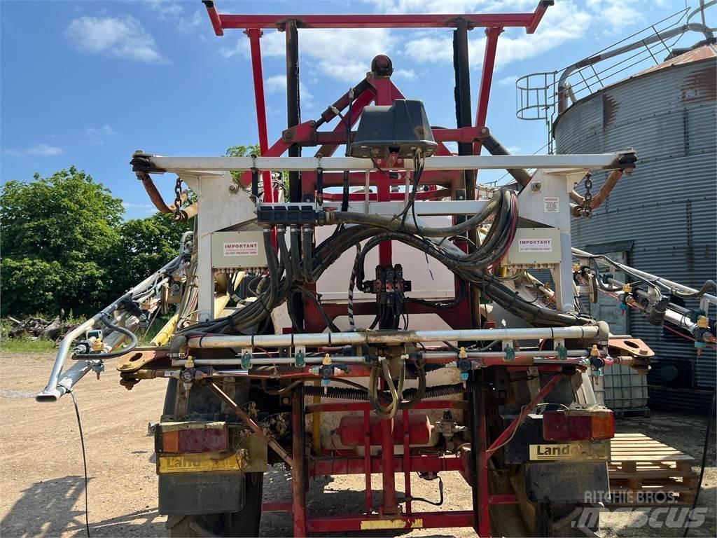 Landquip 3000L 牵引式喷雾机