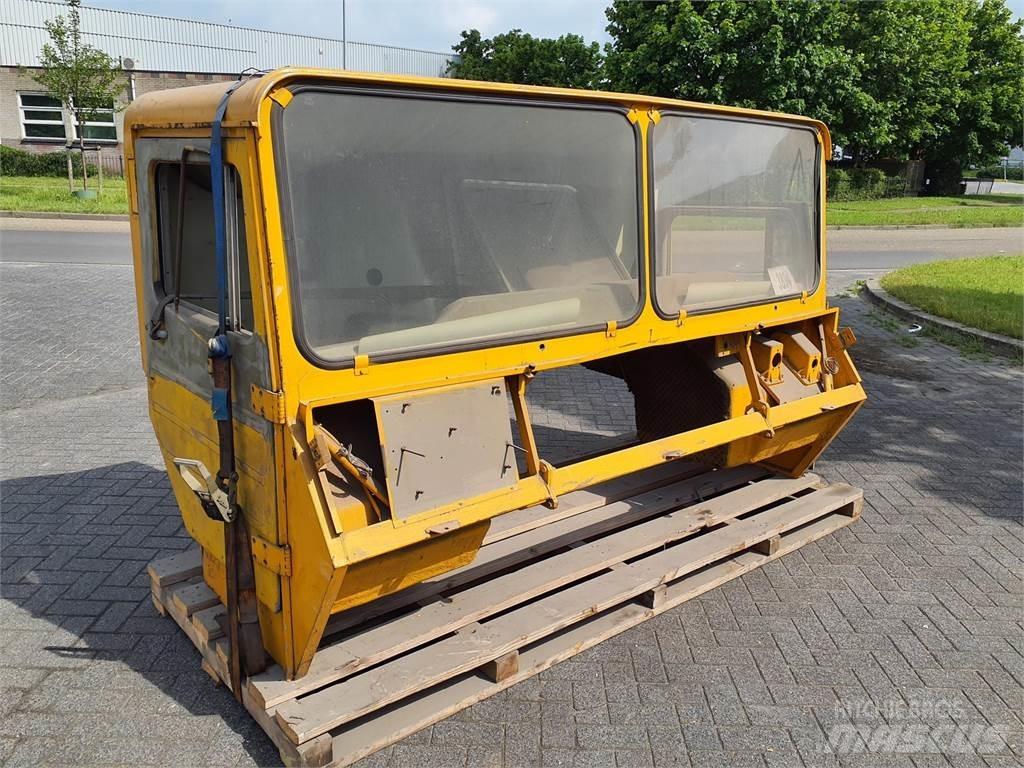 Faun KF lower cabin 驾驶室与内部