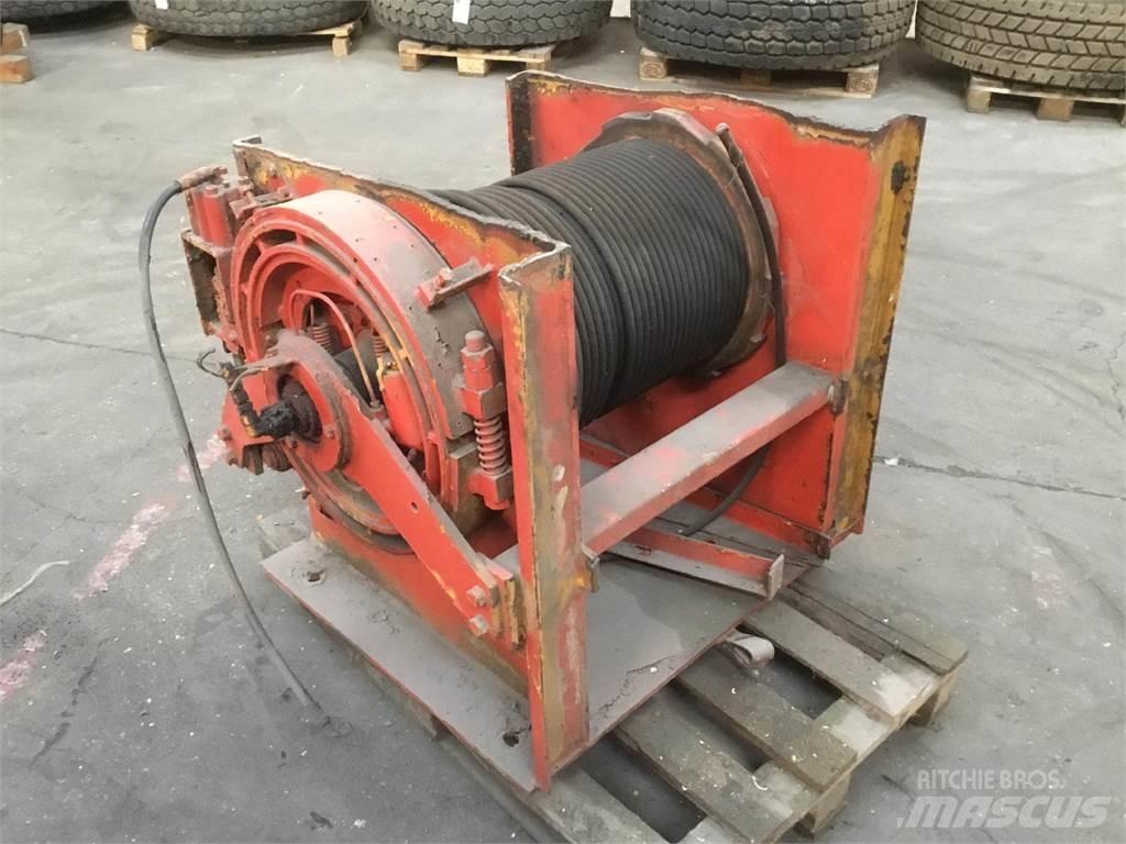 Kato NK 350 winch 起重机配件设备