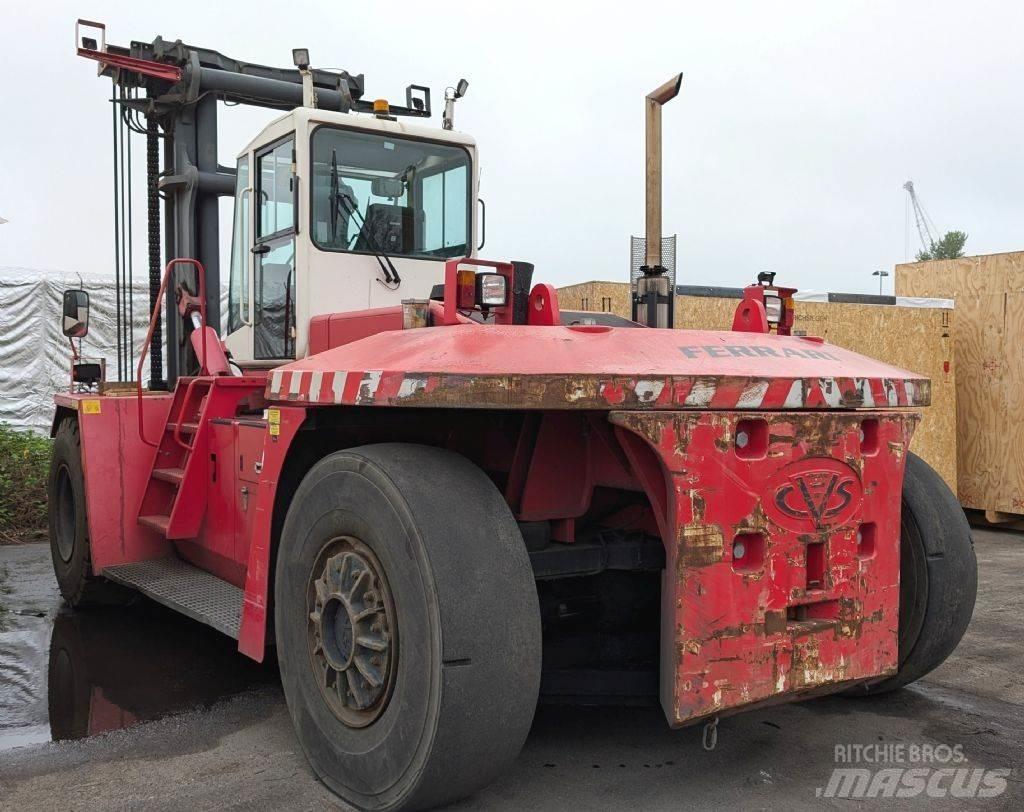 CVS Ferrari F32 柴油叉车
