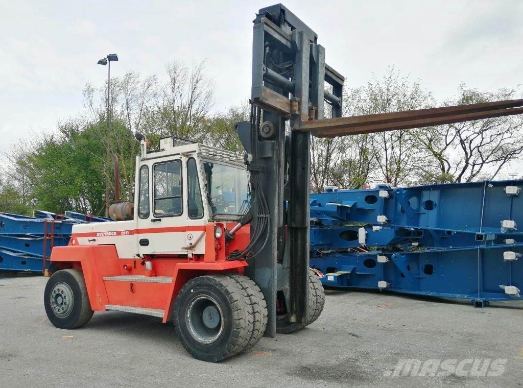 Svetruck 13,6-120-32 柴油叉车