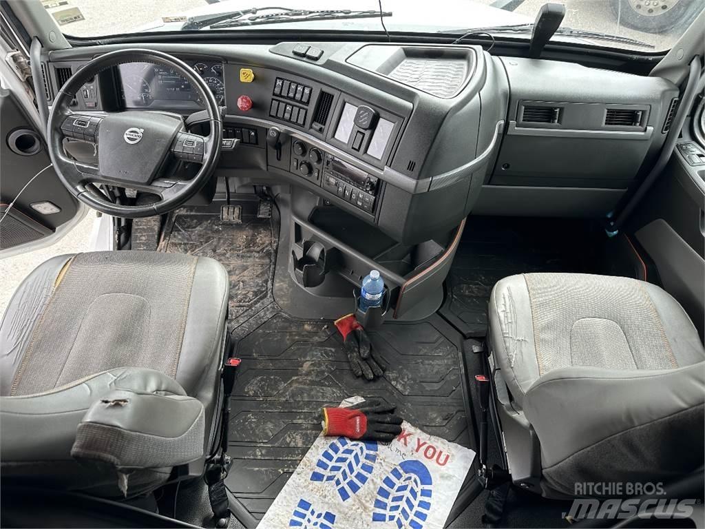 Volvo VNL760 牵引车