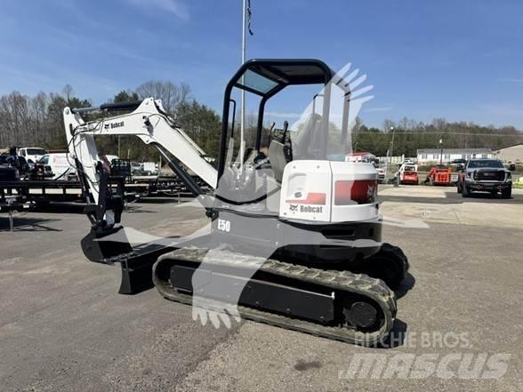 Bobcat E50 小型挖掘机