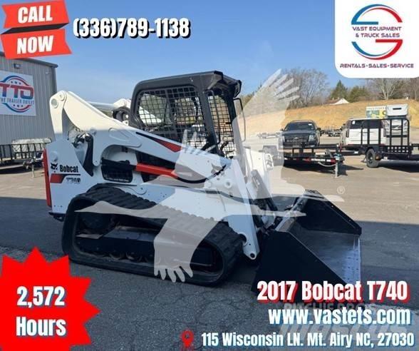 Bobcat T740 滑移装载机