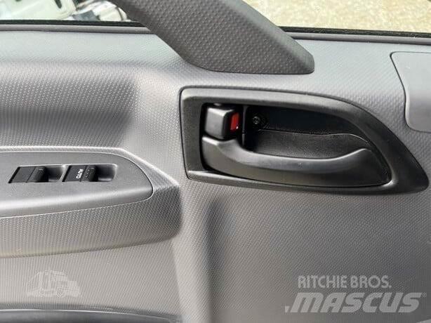 Isuzu NRR 建筑机械-其他