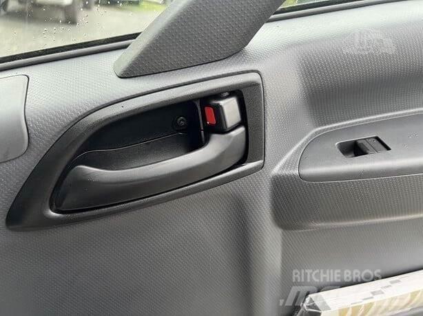Isuzu NRR 建筑机械-其他