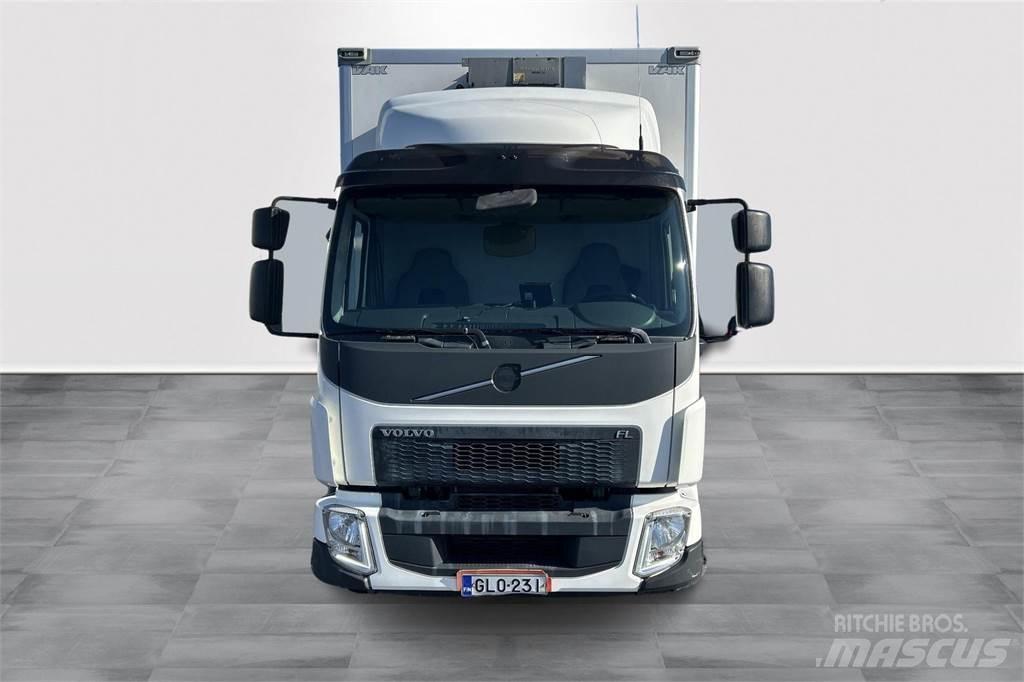 Volvo FL 240 厢式货车