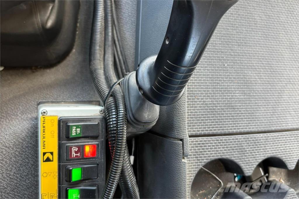 Volvo FMX 可拆卸式卡车