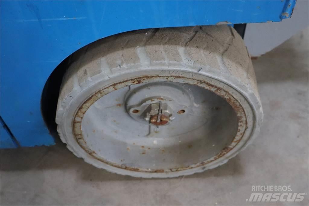 Genie GS1532 剪叉式升降机