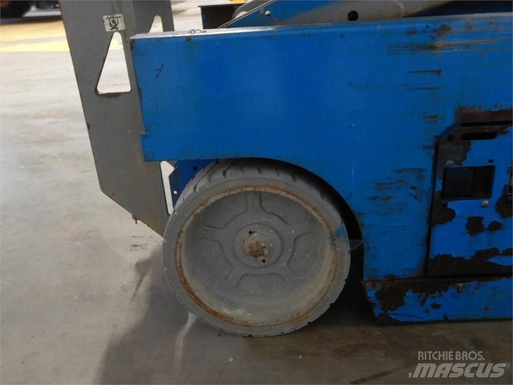 Genie GS2032 剪叉式升降机