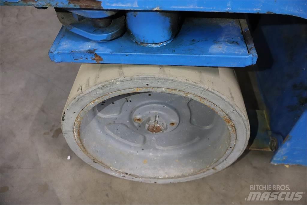 Genie GS2046 剪叉式升降机