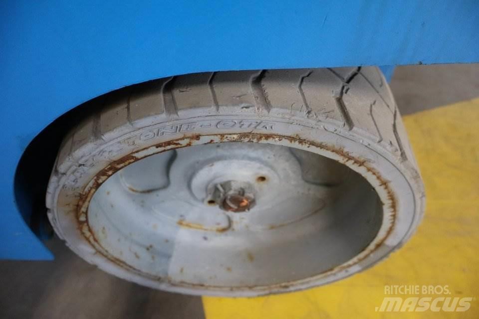 Genie GS2046 剪叉式升降机