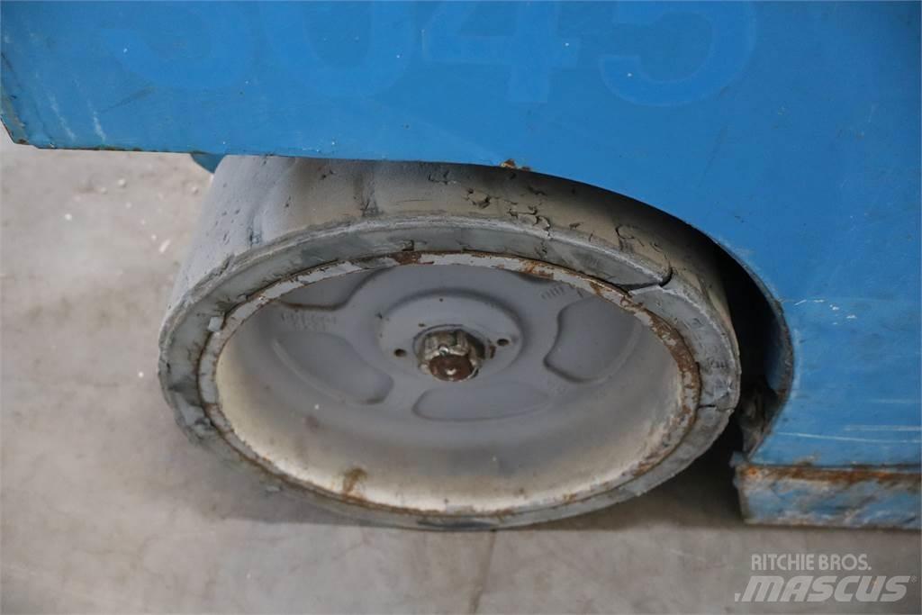 Genie GS3246 剪叉式升降机