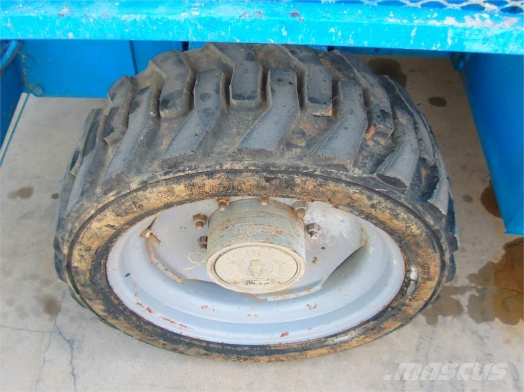 Genie GS4390RT 剪叉式升降机