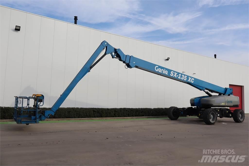Genie SX135XC 直臂高空工作平台