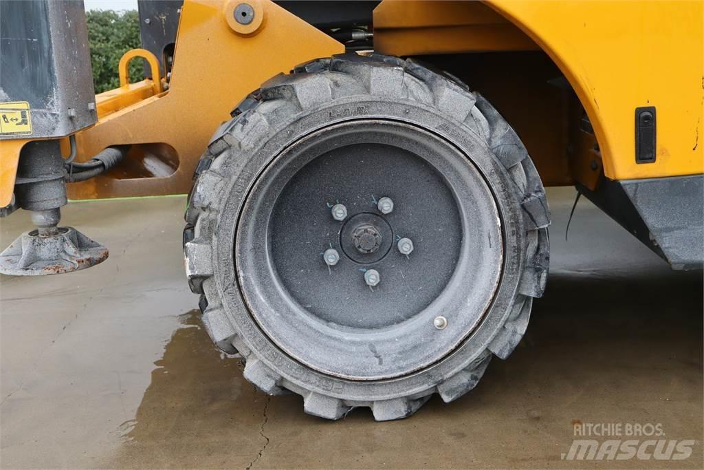Haulotte C12DX 剪叉式升降机